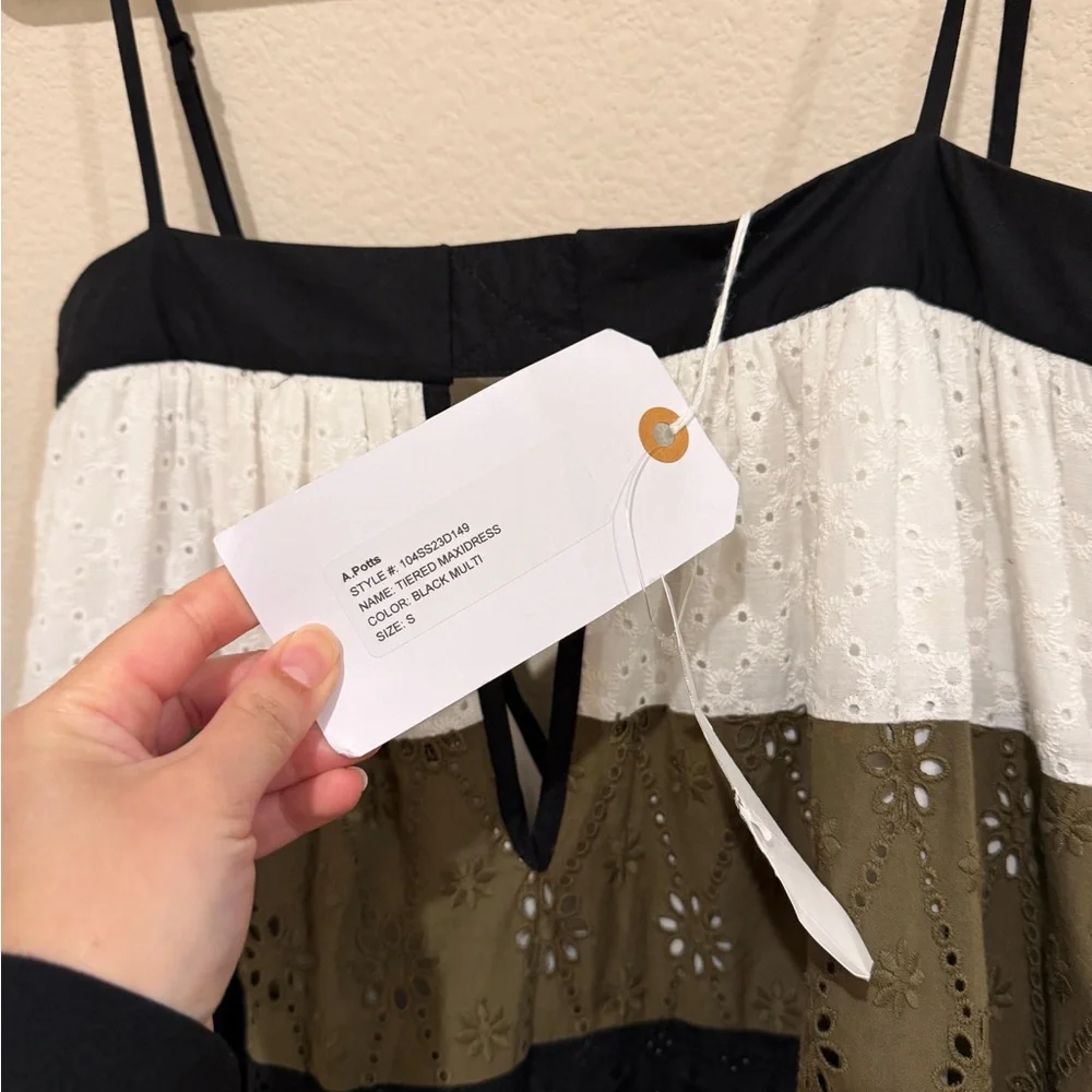 A Potts Tiered Maxi Dress - Picture 3 of 12